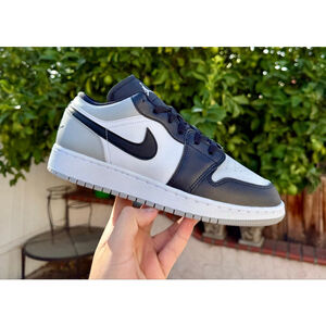 Jordan Air Jordan 1 Low shadow toe 553560-052 8.5w or 7y